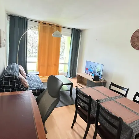Deux Pieces Ris Orangis Апартаменты Ris-Orangis